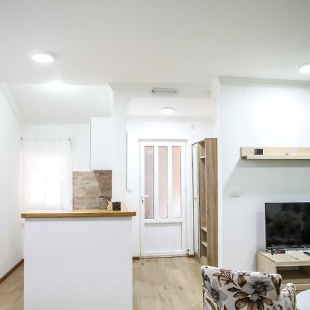 Apartman Kaca Цетинє Екстер'єр фото