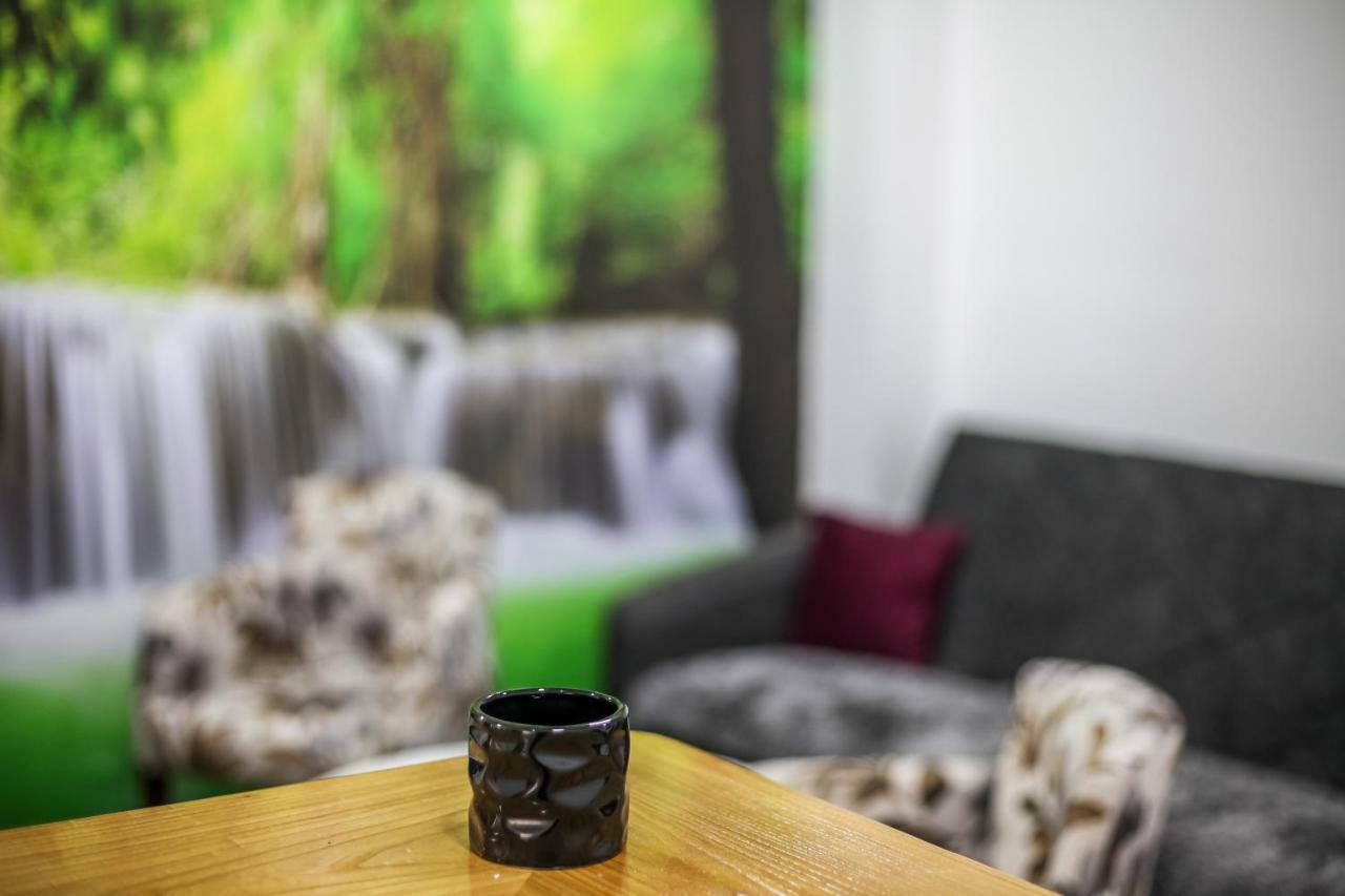 Apartman Kaca Цетинє Екстер'єр фото
