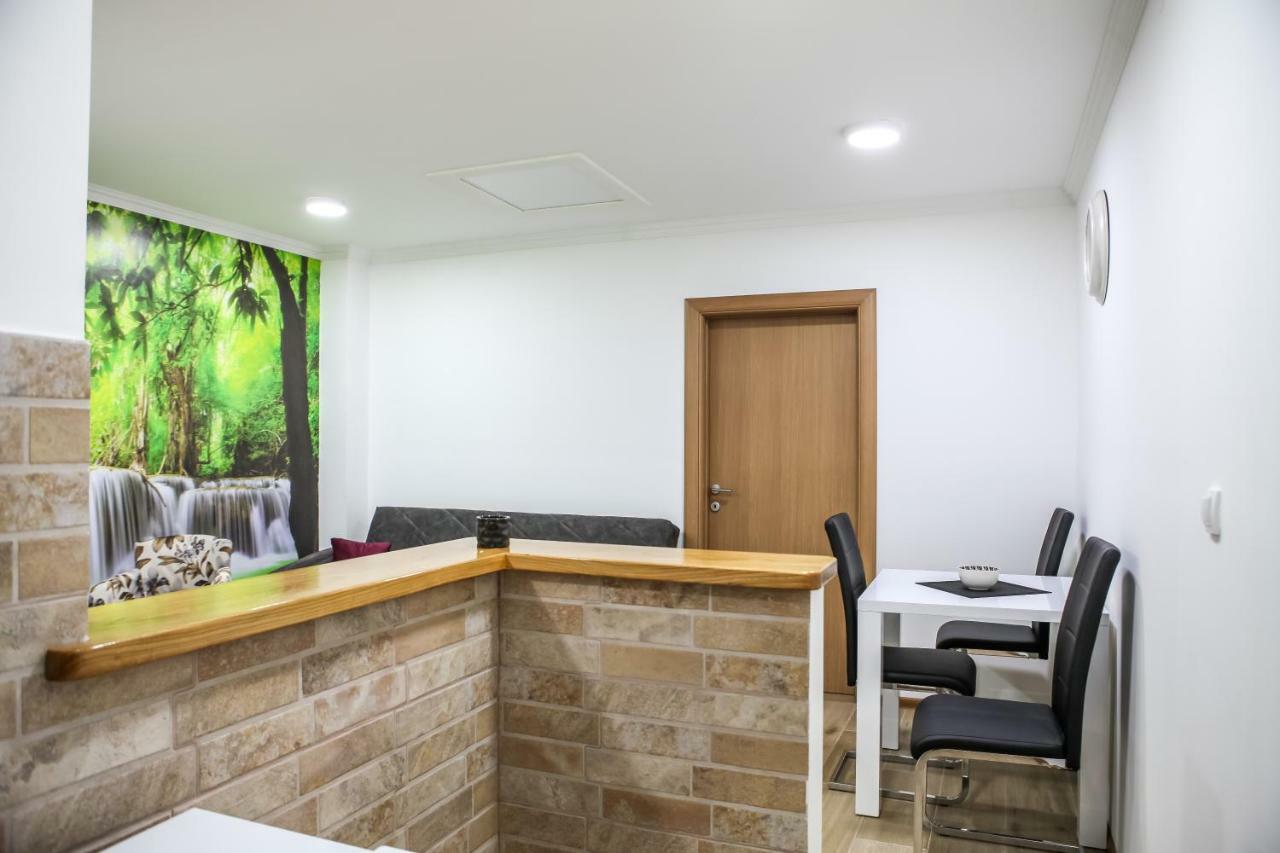 Apartman Kaca Цетинє Екстер'єр фото